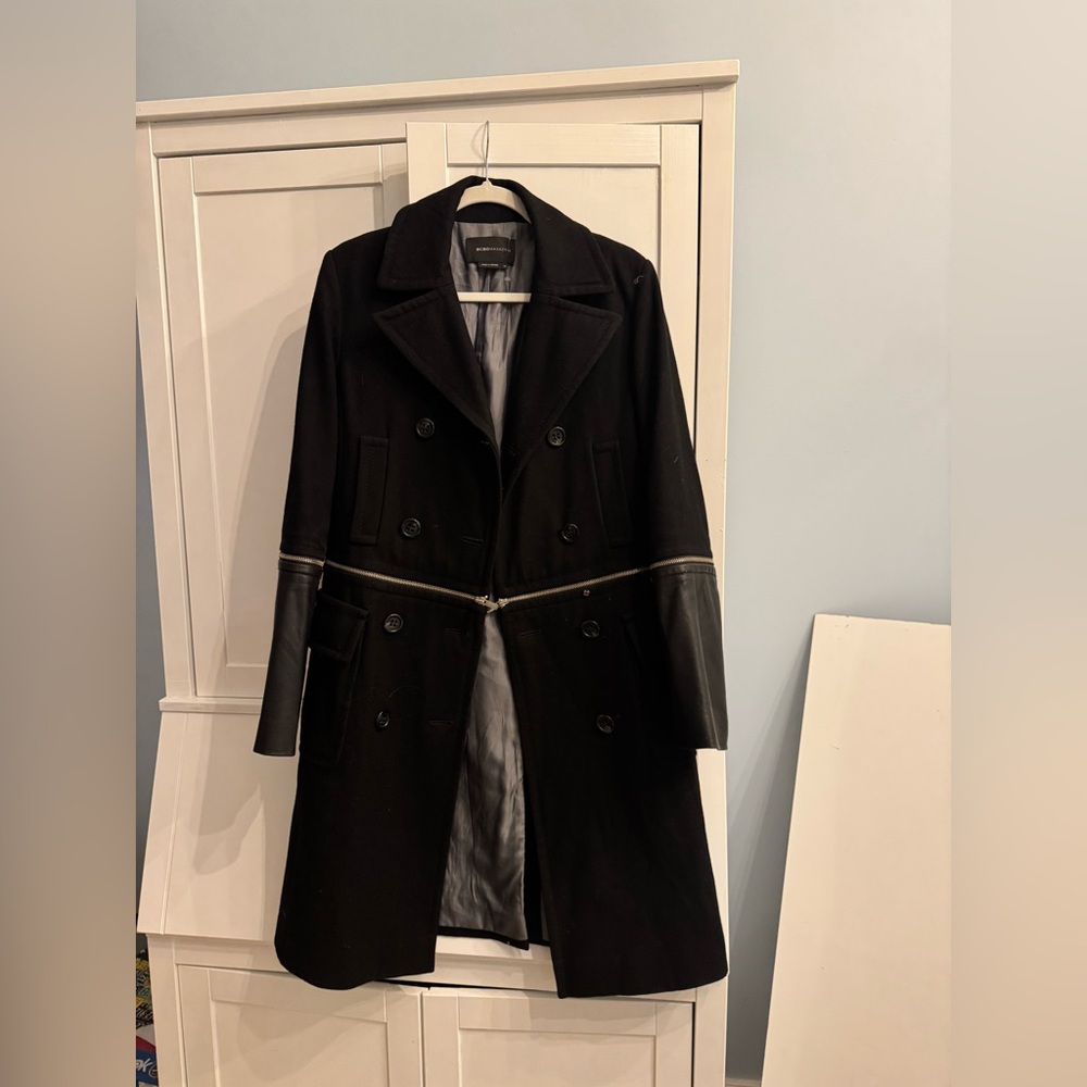 Bcbgmaxzaria coat black with zippers M